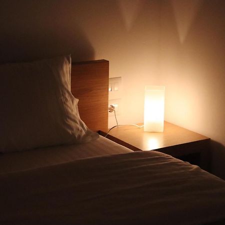 Zea Apartments Himare Bagian luar foto