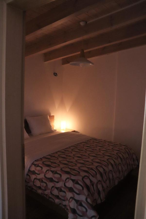Zea Apartments Himare Bagian luar foto